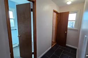 159-161 Tappan Street Top Floor, Kearny, NJ 07032 - Photo 4