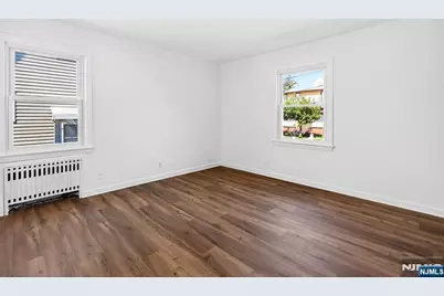 292 Louis Street 1Fl #1FL, Hackensack, NJ 07601 - Photo 10