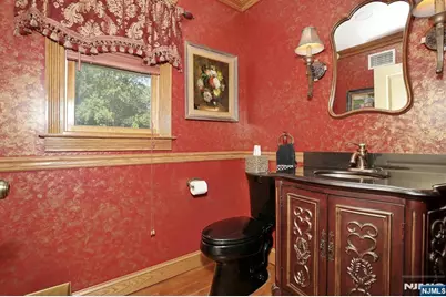33 Randolph Street, Park Ridge, NJ 07656 - Photo 12