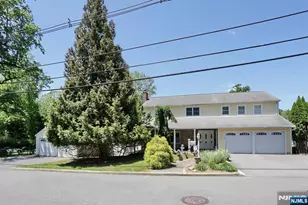 33 Randolph St, Park Ridge, NJ 07656 - Photo 30