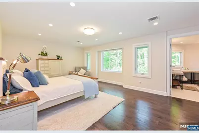 655 Floyd Street, Englewood Cliffs, NJ 07632 - Photo 12