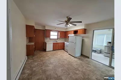 124 Main Street Back #back, Lodi, NJ 07644 - Photo 4