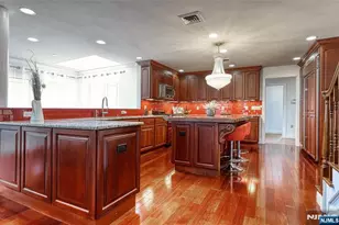 91 Chestnut Ridge Rd, Saddle River, NJ 07458 - Photo 14