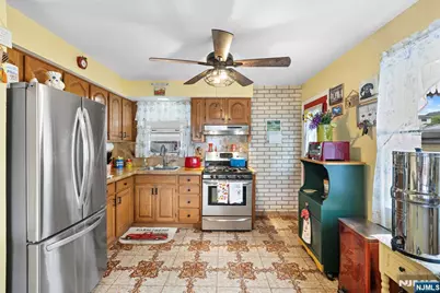 56 Garwood Court, Garfield, NJ 07026 - Photo 10