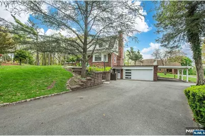 839 Rifle Rifle Camp Road, Woodland Park, NJ 07424 - Photo 1