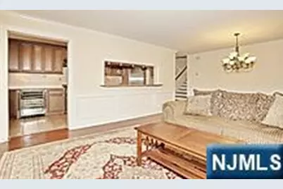 12 Danbury Court 12A #12A, Washington Township, NJ 07676 - Photo 4
