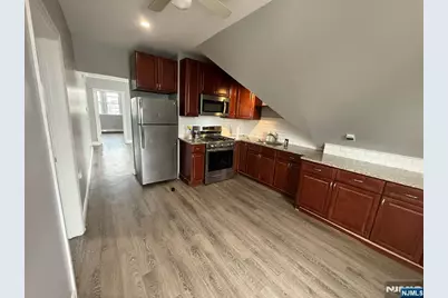 301 Burhans Avenue, Haledon, NJ 07508 - Photo 18