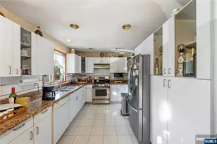 388 Highland Ave, Cliffside Park, NJ 07010 - Photo 44