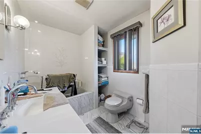 388 Highland Avenue, Cliffside Park, NJ 07010 - Photo 32