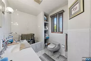 388 Highland Ave, Cliffside Park, NJ 07010 - Photo 32