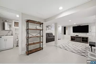 29 Fischer Avenue, Nutley, NJ 07110 - Photo 24