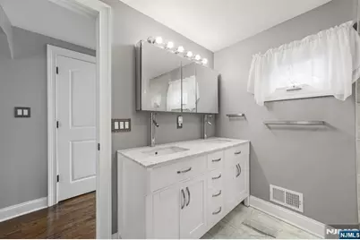 29 Fischer Avenue, Nutley, NJ 07110 - Photo 18