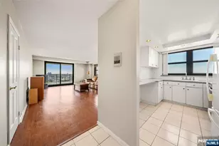7855 Blvd East 19L, North Bergen, NJ 07047 - Photo 8