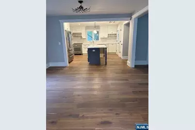 12 N Island Avenue, Ramsey, NJ 07446 - Photo 6