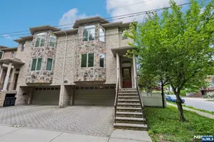 330 New York Ave B, Fort Lee, NJ 07024 - Photo 2