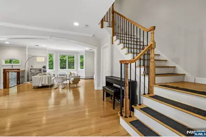 330 New York Avenue B #B, Fort Lee, NJ 07024 - Photo 14