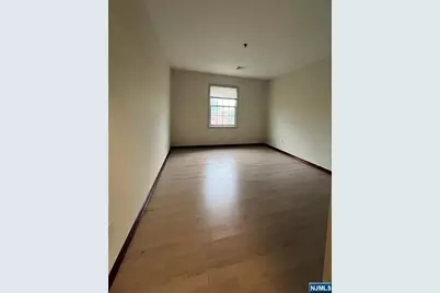 65 Fairview Street 2K #2K, Palisades Park, NJ 07650 - Photo 8