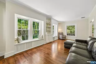 42 Hillside Ave, Upper Saddle River, NJ 07458 - Photo 6