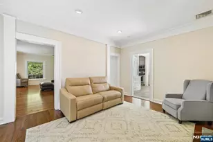 42 Hillside Ave, Upper Saddle River, NJ 07458 - Photo 18