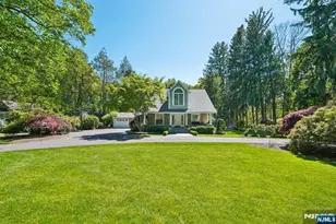42 Hillside Ave, Upper Saddle River, NJ 07458 - Photo 1