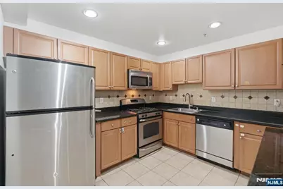 116 Chariot Court 116 #116, Piscataway Township, NJ 08854 - Photo 14