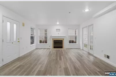 116 Chariot Court 116 #116, Piscataway Township, NJ 08854 - Photo 4