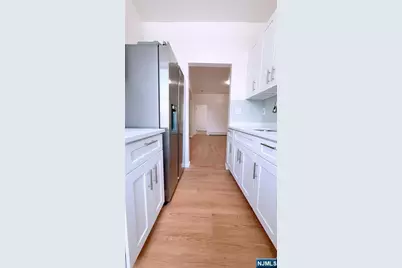 2700 John F Kennedy Boulevard 302 #302, Jersey City, NJ 07306 - Photo 10