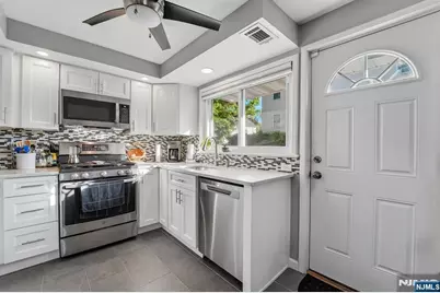 230 Lafayette Place 4D #4D, Englewood, NJ 07631 - Photo 12