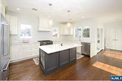 11 Madison Heights, Wyckoff Township, NJ 07481 - Photo 10