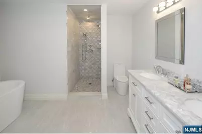 11 Madison Heights, Wyckoff Township, NJ 07481 - Photo 20