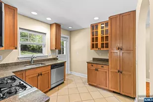243 Van Nostrand Ave, Englewood, NJ 07631 - Photo 10