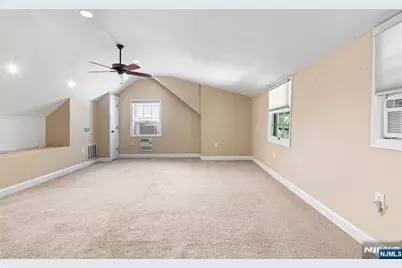 243 Van Nostrand Avenue, Englewood, NJ 07631 - Photo 14