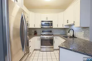 8409 Brittany Dr, Wayne, NJ 07470 - Photo 10