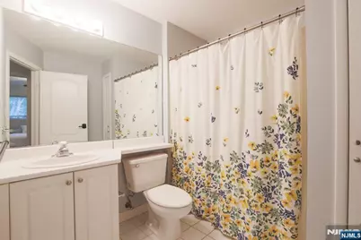 8409 Brittany Drive, Wayne, NJ 07470 - Photo 28