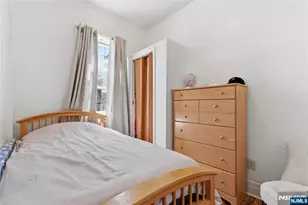 144-146 Pearsall, Jersey City, NJ 07305 - Photo 16
