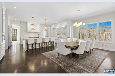 396 Knollwood Road, Ridgewood, NJ 07450 - Photo 10