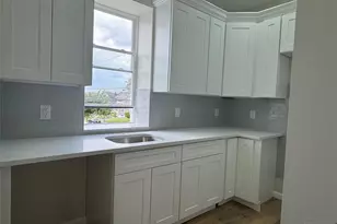 49 Summit Ave 2, Lyndhurst Township, NJ 07071 - Photo 2