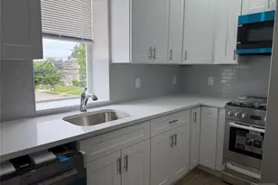 49 Summit Ave 2, Lyndhurst Township, NJ 07071 - Photo 6