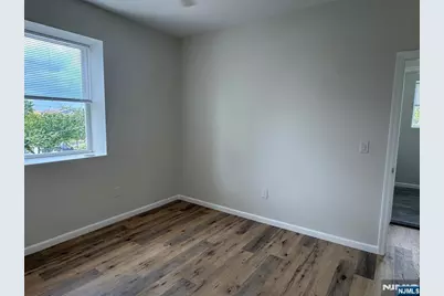 49 Summit Avenue 2 #2, Lyndhurst Township, NJ 07071 - Photo 16