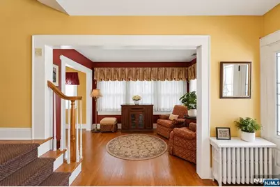 7 Wayland Drive, Verona, NJ 07044 - Photo 4