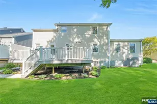 678 Millbrook Rd, River Edge, NJ 07661 - Photo 30