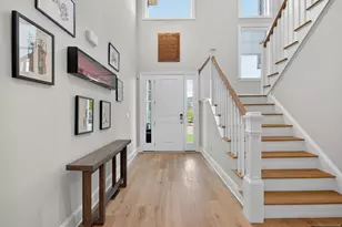 19 Woodmont Cir, River Vale Township, NJ 07675 - Photo 4