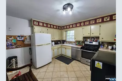 20 Elmwood Terrace, Cresskill, NJ 07626 - Photo 14