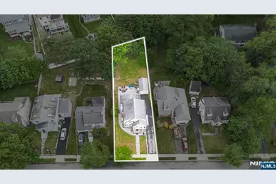 874 Elm Avenue, River Edge, NJ 07661 - Photo 30