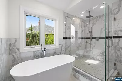 332 12th Street A #A, Palisades Park, NJ 07650 - Photo 20