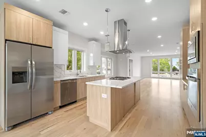 332 12th Street A #A, Palisades Park, NJ 07650 - Photo 12