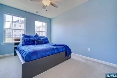 7 Eisenhower Lane, Wood Ridge, NJ 07075 - Photo 22