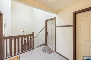 1409 Faulkner Ct, Mahwah, NJ 07430 - Photo 16