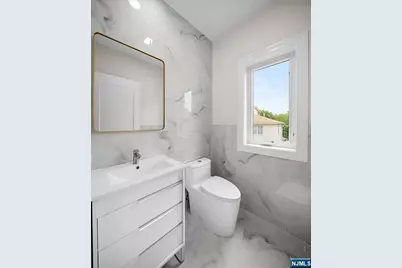332 12th Street B #B, Palisades Park, NJ 07650 - Photo 10