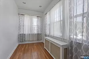 136 Cedar St, Cliffside Park, NJ 07010 - Photo 14